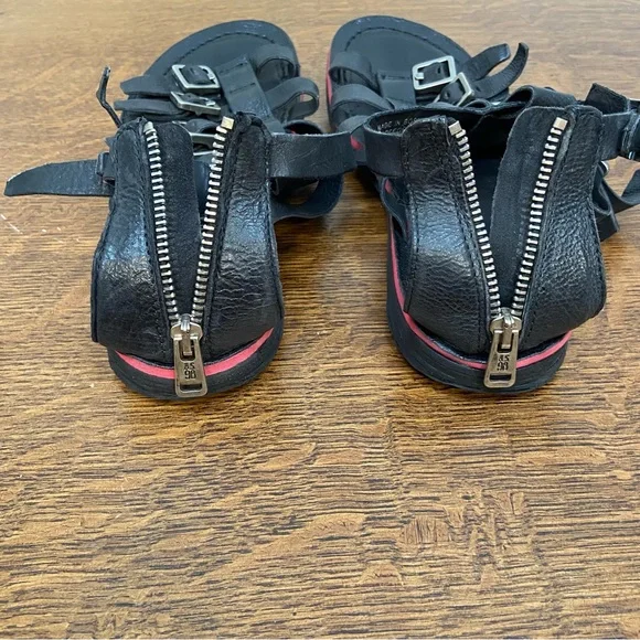 RARE A.S. 98 BLACK LEATHER BRANTLEY BUCKLE CAGE EDGY WOMENS 42 GLADIATOR SANDAL